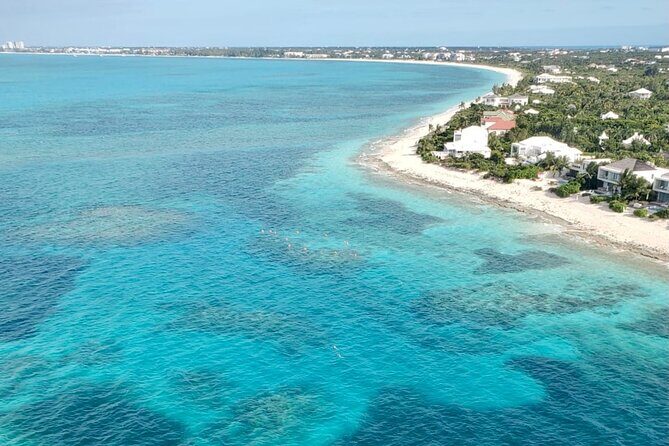 1 Hour Private Parasailing Charter, Grace Bay, Providenciales - Staying Dry vs. Getting the Splash Moment