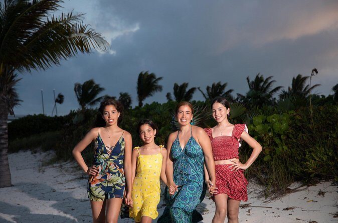1 Hour Private Professional Portraits in Grace Bay Beach - Choosing Poses and Expressions So You Get Variety
