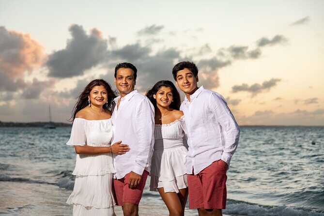 1 Hour Private Professional Portraits in Grace Bay Beach - Private Group Size and Pricing: When $450 Feels Fair