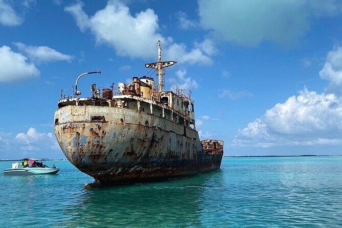 2-Hours Private Charter Tour in Turks and Caicos - Who should book a private charter like this in Turks and Caicos?