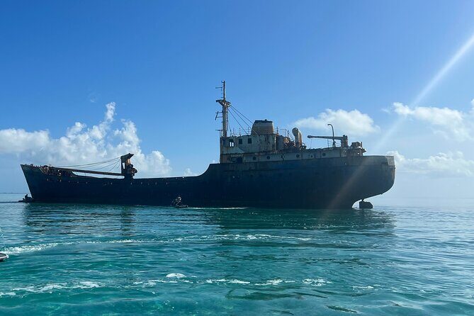 3HR Snuba, shipwreck and Iguana island tour - Crew energy matters more than you think