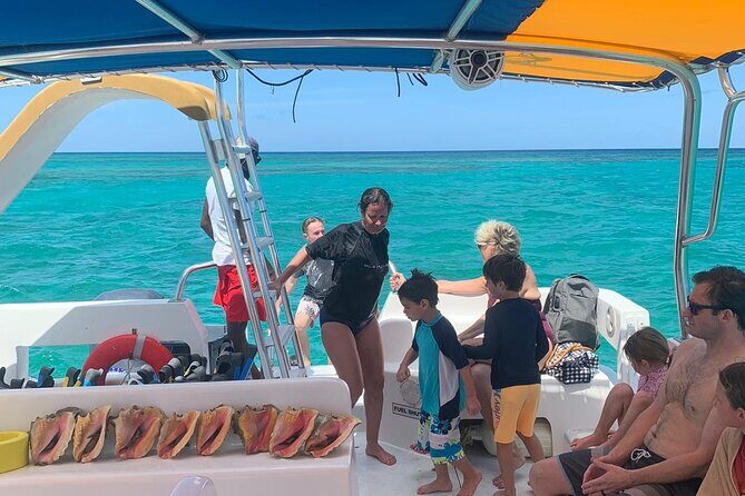 8HR Catch and Grill in Turks and Caicos Islands - Fort George Cay: Beach Relax Time and a Grill Lunch from Your Catch