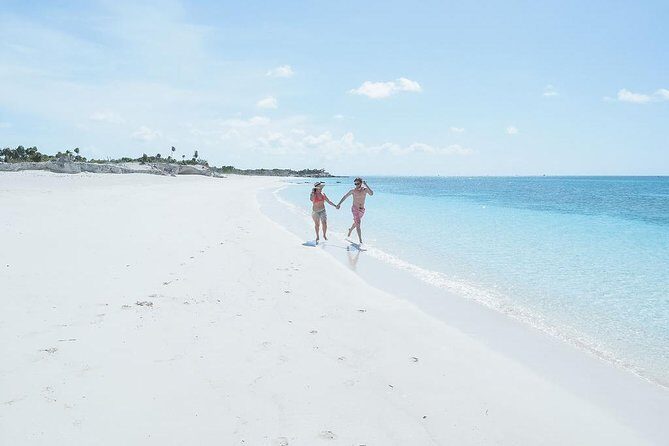 Full day 7hours- beach bbq, snorkel, Iguana island, half moon bay pine cay, Fun! - Grace Bay Beach in the mix: the iconic Provo moment
