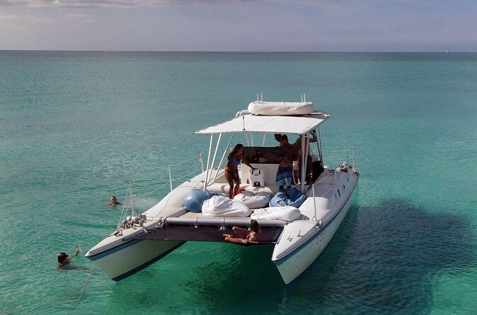 Half Day Private Charter of the Caicos Cays - Food and drinks: what’s included and why it matters on a boat