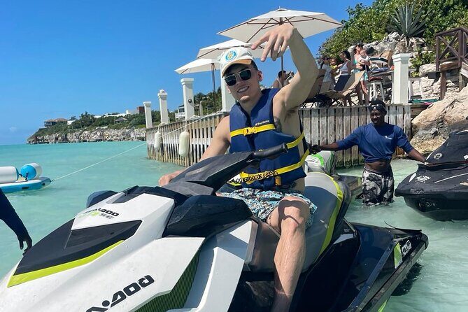 Jet Ski Tour or Jet Ski Rental in Providenciales - Wildlife moments: starfish and iguanas on the route