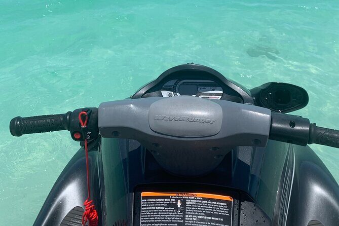 Lunch Seafari to pristine cays, shipwreck and lunch at TIKI BAR - Riding Solo or Tandem: How to Choose Your Jet Ski Setup