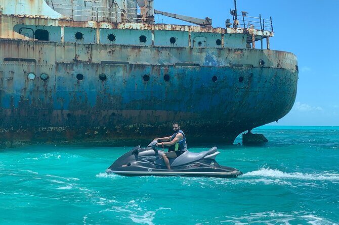 Lunch Seafari to pristine cays, shipwreck and lunch at TIKI BAR - How Weather Changes Everything on a Jet Ski Tour