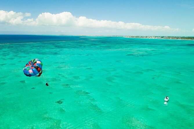 Parasailing Adventure from Providenciales in Turks and Caicos - From Shore to Boat: What Happens Before You Lift Off