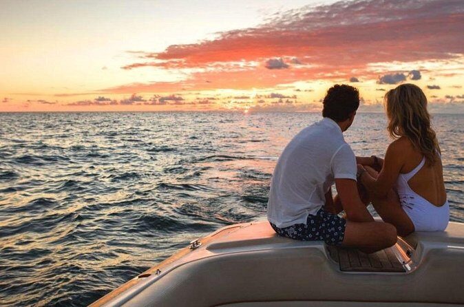 Private 2Hour Champagne Scenic Sunset cruise - Grace Bay Beach at Golden Hour: The Main Event