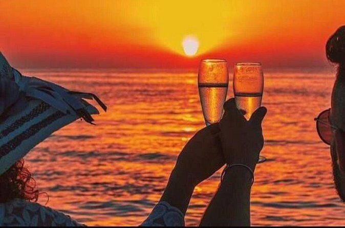 Private 2Hour Champagne Scenic Sunset cruise - Who This Cruise Suits Best (And Who Might Prefer Something Else)