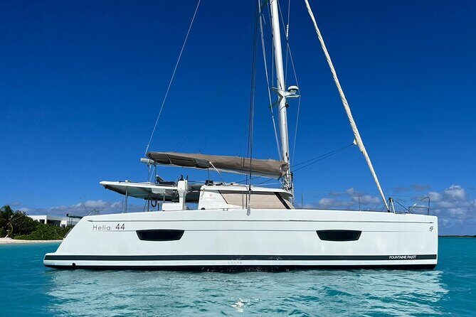 Private Afternoon Tour Catamaran 44 Big Ben - Grace Bay Beach: horizon views from the water