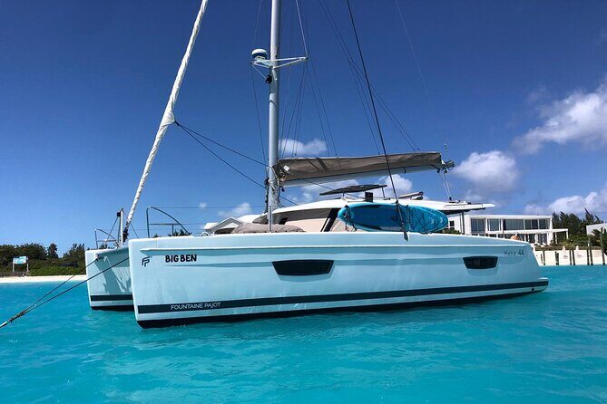 Private Afternoon Tour Catamaran 44 Big Ben - Little Water Cay: iguanas and a calmer island stop