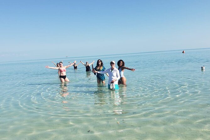 Providenciales Unmissable Sightseeing Tour - Chalk Sound and Sapodilla Bay: your final “wow” stretch