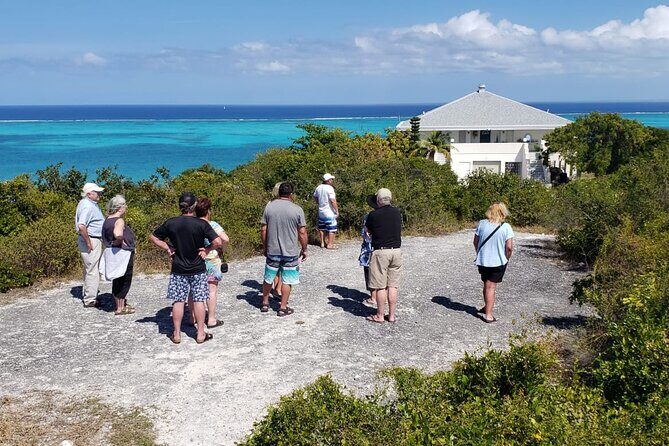Providenciales Unmissable Sightseeing Tour - Lunch at Da Conch Shack: a local favorite with a filling platter