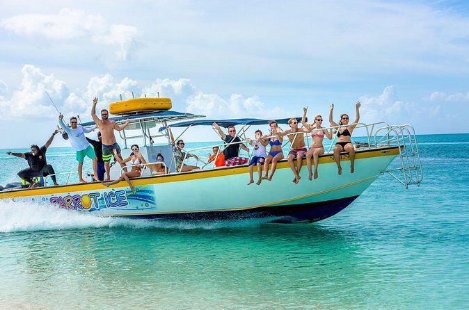 Seaside Scavenger Hunt Turks & Caicos - Stop 1: Learning the conch hunt with experienced guides