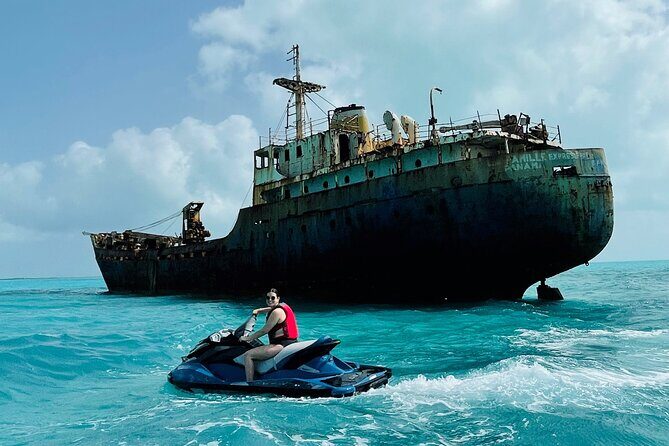 Shipwreck Adventure in Providenciales - What You’ll See at the La Famille Express (And What It Means)